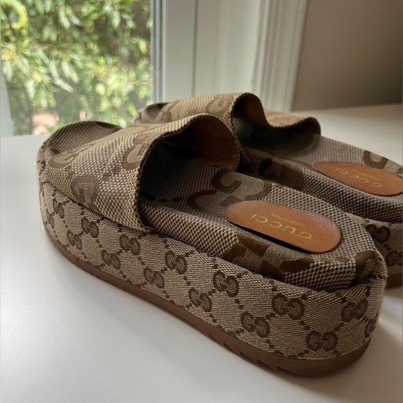 Gucci Platform Sandals - Picture 2 of 4